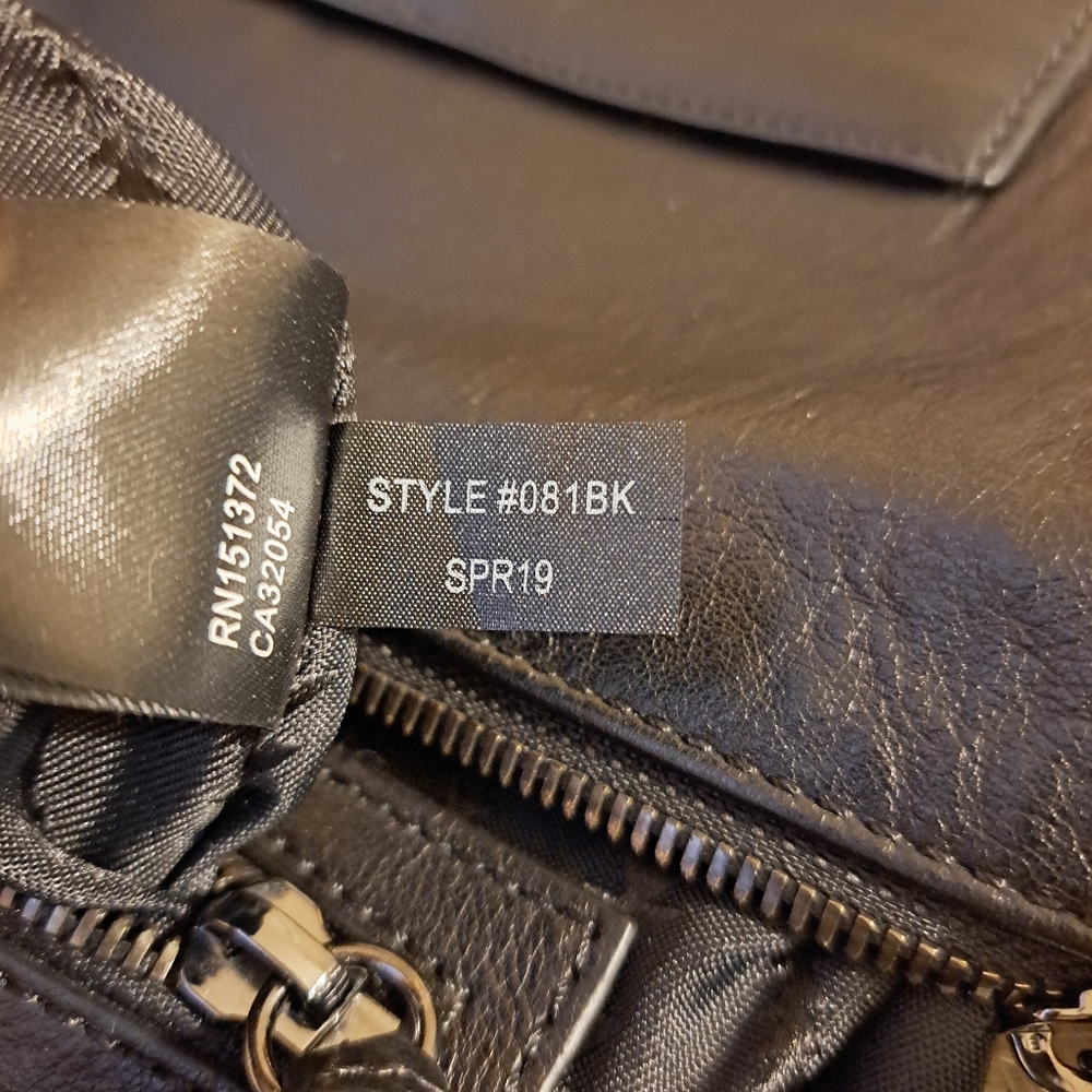 📢Sold‼️ Thacker New York Black Leather Sling Half Moon Hobo Crossbody Bag - Picture 15 of 15